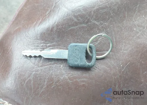 2000 Ford F-250 Lariat/Xl/Xlt from USA, damaged, VIN 1FTNX20S4YEC29133